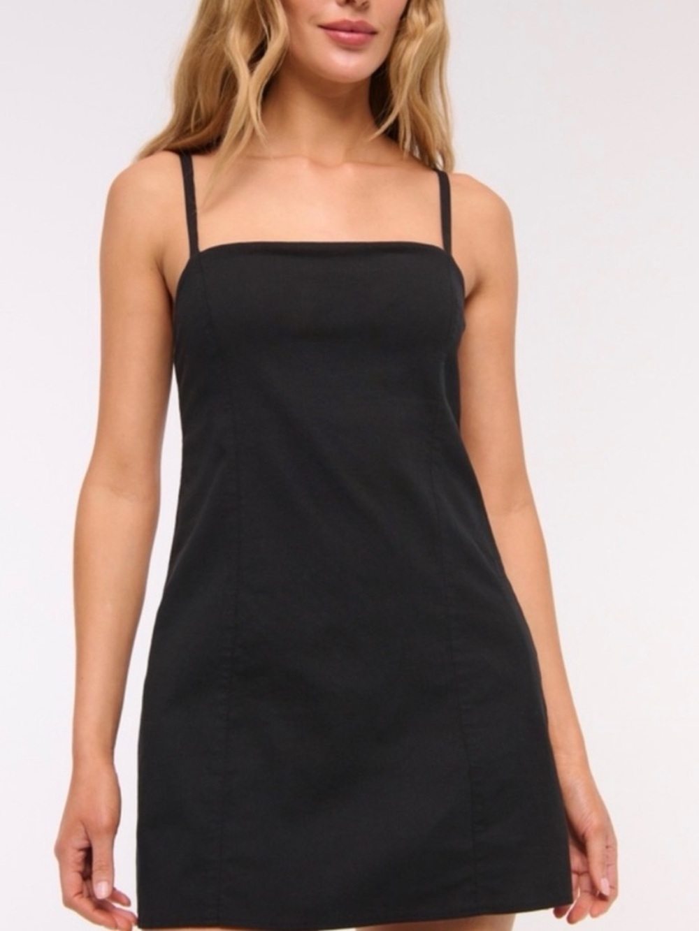 Abercrombie & Fitch
Bra-Free Everyday Skort Dress